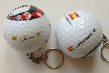 bolas con nombre y bandera de España personalizados a su gusto, elija su caricatura de vehículo clásico y los logotipos que quiera poner