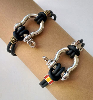 pulseras-negras